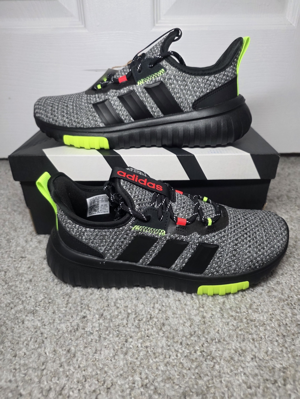 Adidas Kaptir 4.0 K. Kids Size 4 Style Code Ih1842